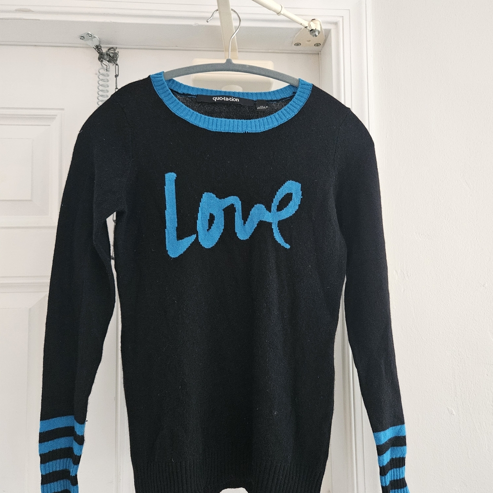 Guess Women’s Black and Blue Sweater